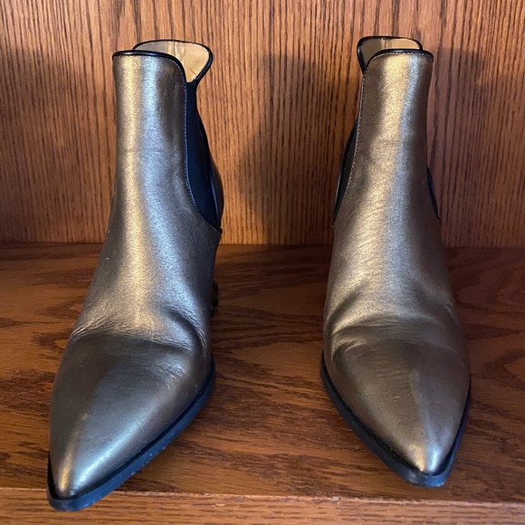 John Fluevog gold Ara boot - Picture 1 of 5